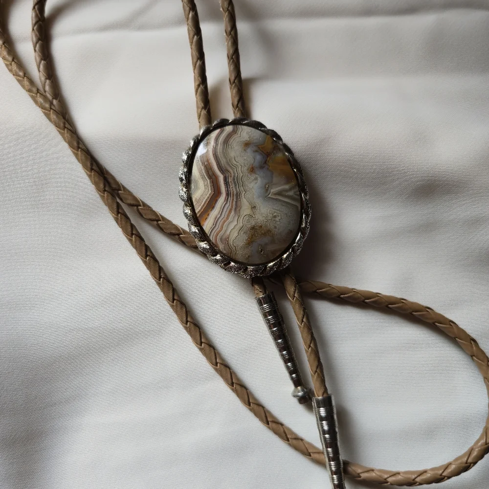 Vintage Agate Stone Bolo Tie - Picture 3 of 8